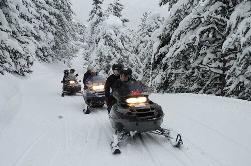 Ruta en moto de nieve