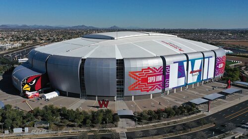 El State Farm Stadium, ya preparado para albergar la SB LVII