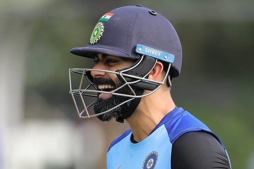 En 2020, Kohli ocupó el puesto 66 en la lista de Forbes de los 100 atletas mejor pagados.